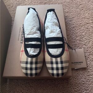 Burberry Grace Check Ballerina Flats NWT